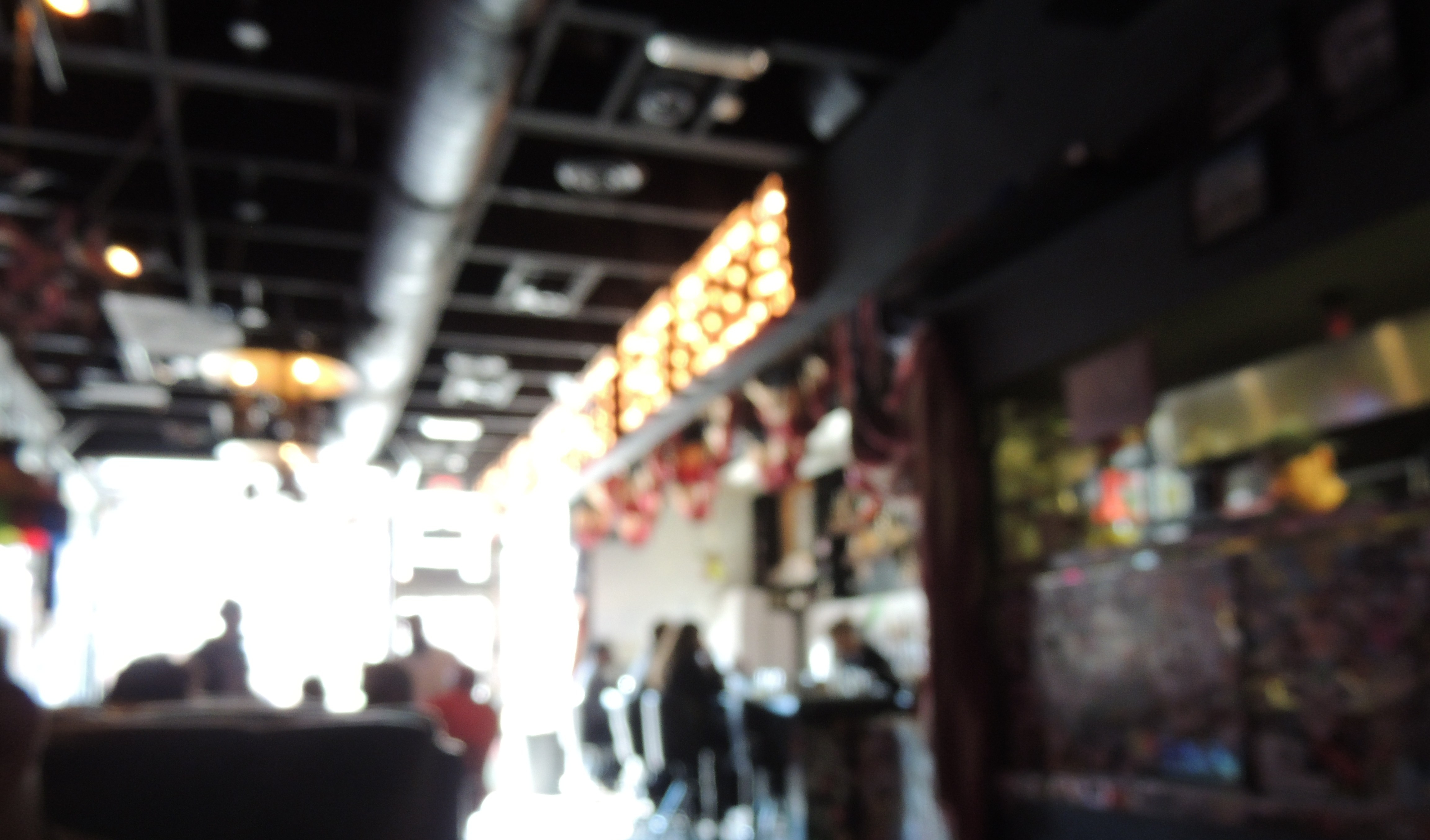 dining room at evel pie