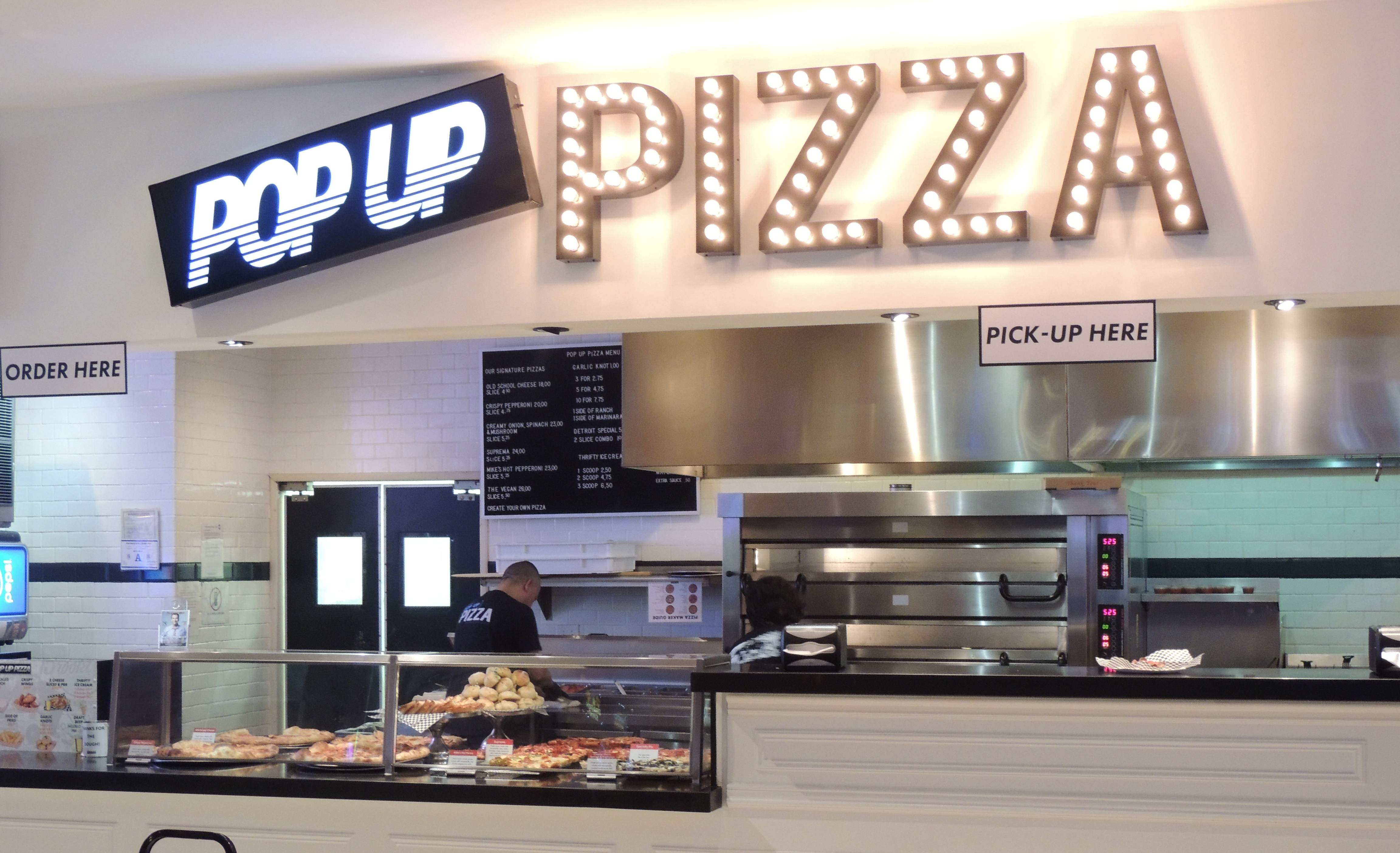 Pup up pizza in las vegas