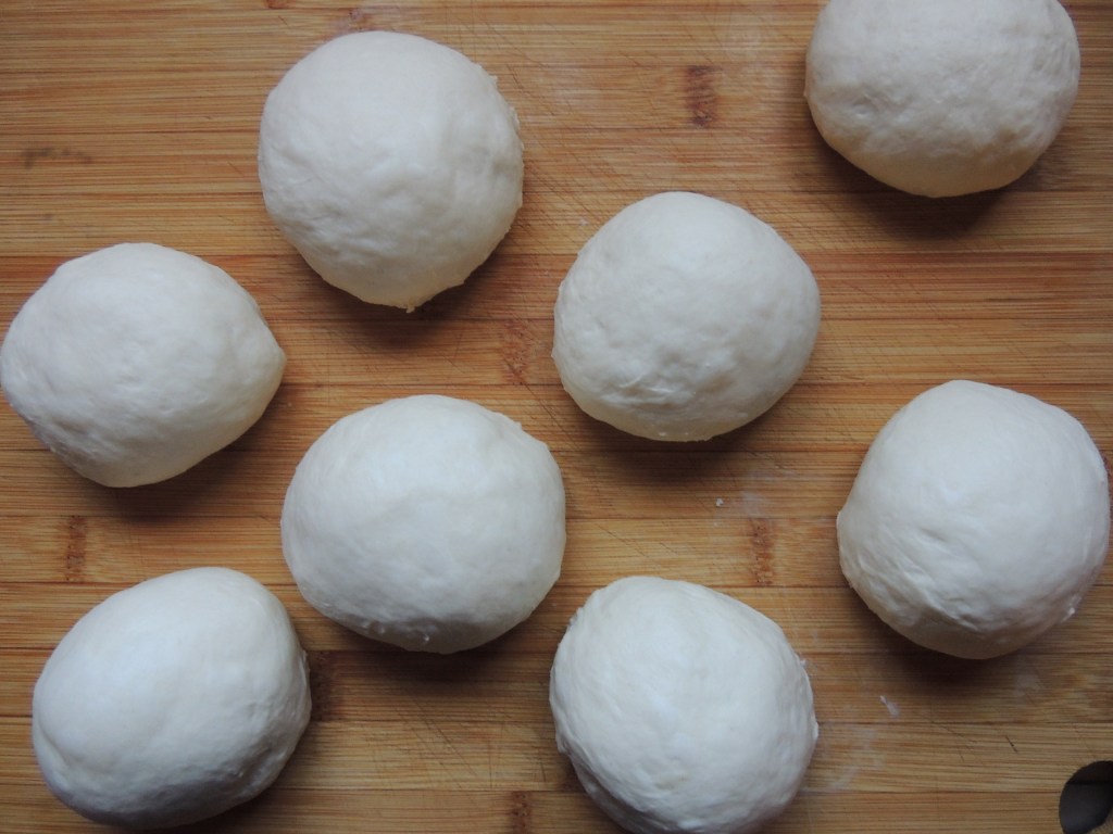 Dough balls ready for the dinner party